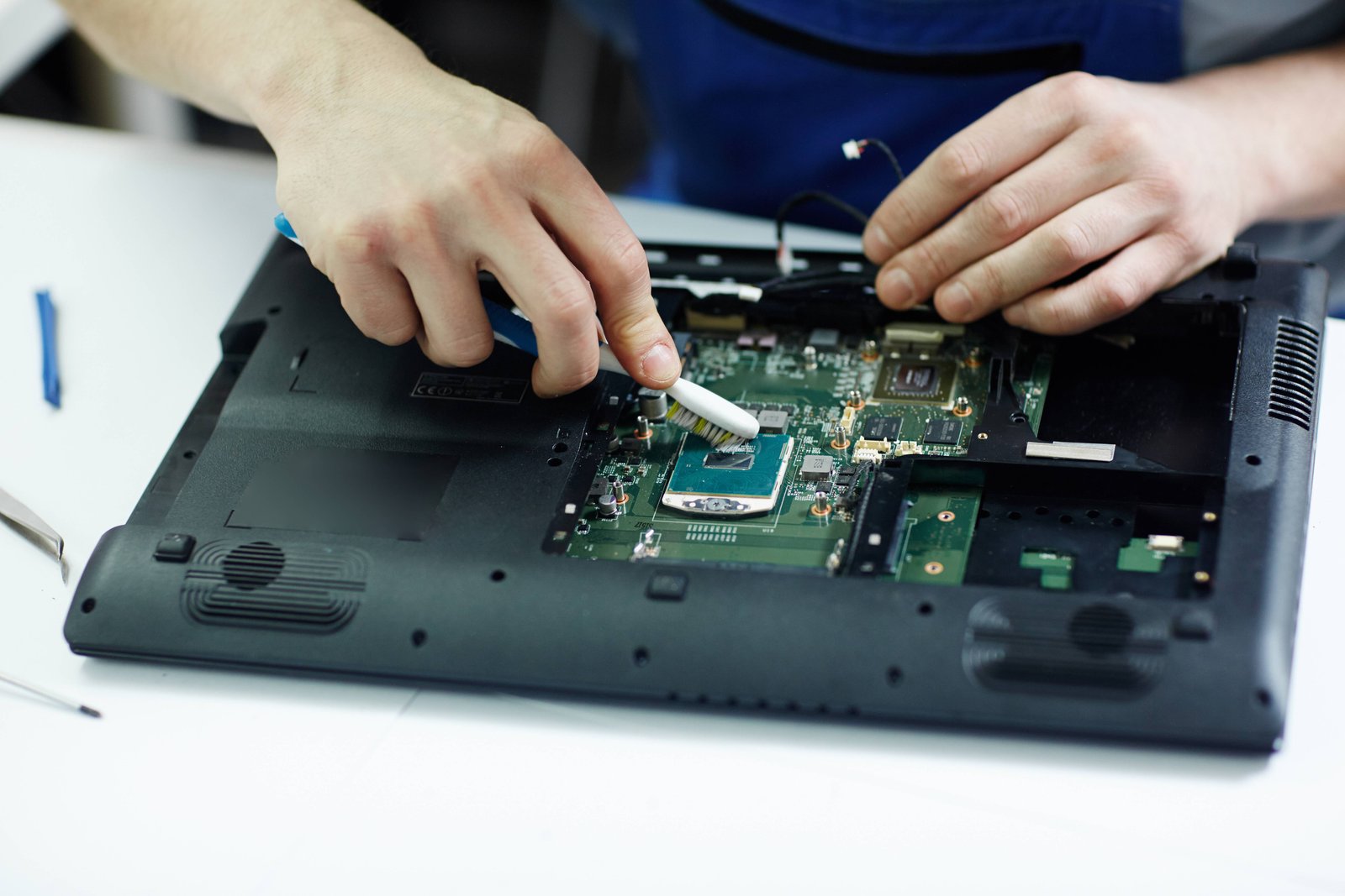 Laptop Repair Service